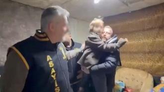 7 yıl sonra alıkonulduğu harabe evde bulunan Nazar, adını Ahmet olarak biliyormuş