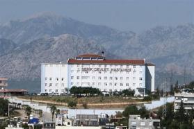 Hasta yakınları doktor ve hemşireye saldırdı