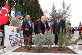 Adıyaman’da Ramazan bayramı arifesinde şehitlik ziyareti
