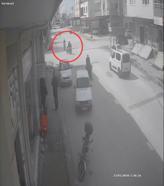 Adana'da iki motosiklet çarpıştı; 3 yaralı