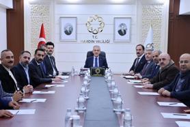 Mardin Valisi Akkoyun, muhtarlarla bir araya geldi