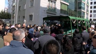 Pendik'te otopark tartışmasında öldürülen Hüseyin son yolculuğuna uğurlandı