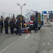 Minibüsün çarptığı yaya yaralandı; kaza anı kamerada