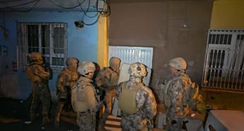 Sanal medyadan suç örgütü propagandası yapan 94 şüpheliye gözaltı