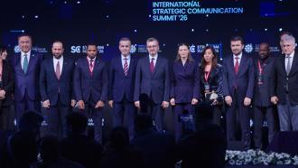 İletişim Başkanı Duran, STRATCOM Zirvesi’nin kapanış konuşmasını yaptı