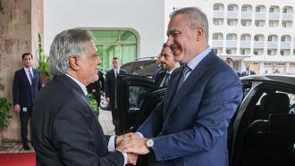 Dışişleri Bakanı Fidan, Pakistan Dışişleri Bakanı Dar ile bir araya geldi
