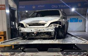 Yanan otomobilde insan kemikleri bulundu