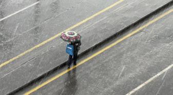 Diyarbakır’da kısa süreli sağanak ve dolu etkili oldu
