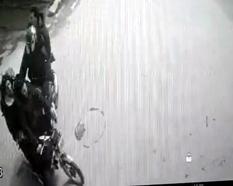 İki motosikletin çarpıştığı kaza sonrası bıçaklı kavga: 1 yaralı