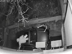 İzmir’deki hırsızlık girişiminde 2 şüpheli adli kontrolle serbest