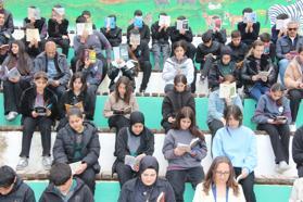 Şırnak’ta Kütüphane Haftası’nda meydanda kitap okudular