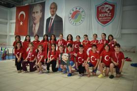 Kepezspor yüzme takımından 5 altın, 4 gümüş, 6 bronz madalya