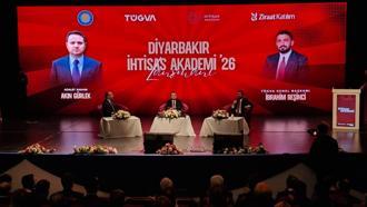 Adalet Bakanı Akın Gürlek, Diyarbakır İhtisas Akademi 26 Lansmanı'na katıldı