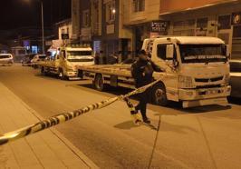 Kars’ta park halindeki iki adet çekici kurşunlandı