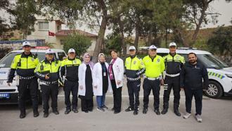 Erdemli'de yolculara kanser bilgilendirmesi