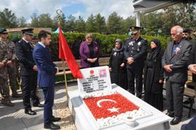 Mardin’de Polis Haftası törenlerinde Gara şehidi Vedat Kaya anıldı