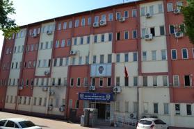 Fuhuş operasyonunda yakalanan yabancı uyruklu 2 kadın sınır dışı edildi