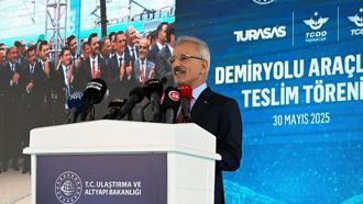 Bakan Uraloğlu: Ordumuz için 41 yeni yük vagonu üreteceğiz