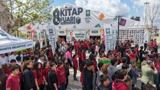 Osmaniye Belediyesi 8. Kitap Fuarı Kapılarını açtı