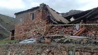Siirt’te sağanağın etkisiyle metruk ev çöktü