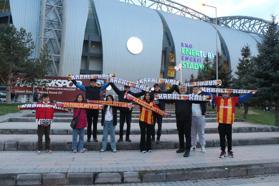800 kilometre mesafeden Zecorner Kayserispor - Fenerbahçe maçına geldiler