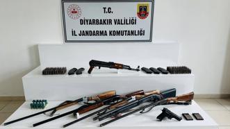 Diyarbakır’da silah kaçakçılarına operasyon