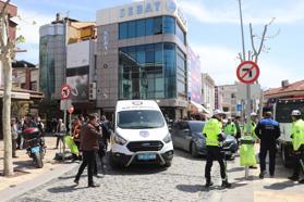 Döviz bürosunda silahlı kavga; 1 yaralı