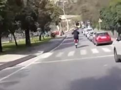 Beykoz’da trafikte tehlikeli hareketler yaptığı belirlenen motosikletliye 47 bin lira para cezası