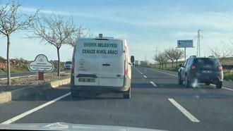 16 kişiyi yaralayan saldırgan sessizce toprağa verildi, ailesi koruma altına alındı