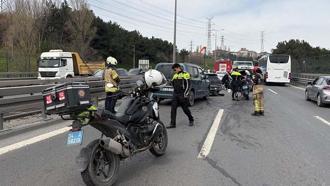 Kağıthane’de zincirleme trafik kazası; 6 araç hasar gördü