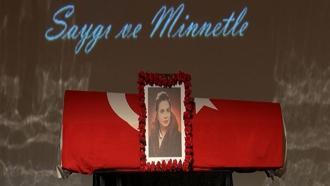 Sanatçı Feyha Çelenk için Ahmet Vefik Paşa Devlet Tiyatrosu’nda tören düzenlendi