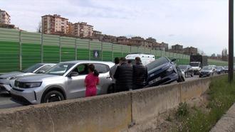 Kartal’da 6 aracın karıştığı zincirleme kaza