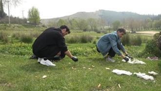 'Doğa fedaileri', dağ taş dolaşıp çöp topluyor