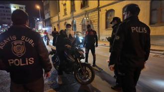 Kadıköy'de helikopter destekli 'Huzur İstanbul' denetimi