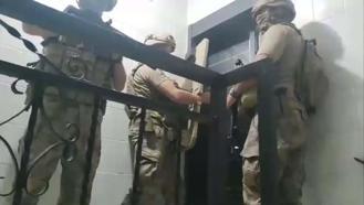 İzmir’de, okul saldırılarına ilişkin paylaşımlarla ilgili 30 gözaltı