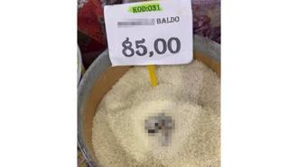 Açıkta satılan pirinçte kedi dışkısı görüldü, markete 52 bin TL ceza kesildi