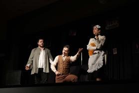 İEÜ'de Tiyatro Festivali düzenlendi