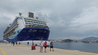 Bodrum'da kruvaziyerle 1812 turist geldi
