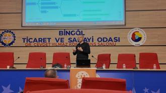 Bingöl’de gazetecilere yapay zeka destekli medya uzmanlığı eğitimi