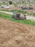 Kilis'te devrilen traktörün sürücüsü öldü