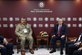 Millî Savunma Bakanı Yaşar Güler, Irak Genelkurmay Başkan Yardımcısı Harbiye ile görüştü