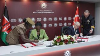 SAHA Expo'da Türkiye ile Kenya arasında savunma iş birliği anlaşması
