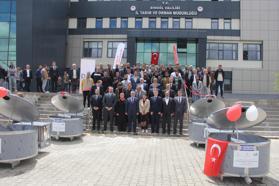 Bingöl’de süt soğutma tankları ve çobanlık sertifikaları dağıtıldı