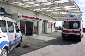 Parkta kadınların bıçaklı kavgası; 1 ağır yaralı