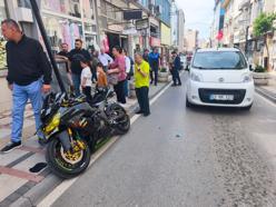Edirne’de trafik levhasına çarpan motosikletin sürücüsü yaralandı