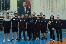 Hocalar'da voleybol turnuvası