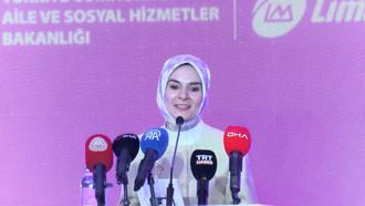 Bakan Göktaş: Kız çocuklarımızın mühendislik alanında daha görünür olmasını çok önemsiyoruz