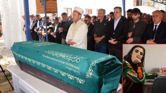 Öldürüldükten sonra cesedi yakılan Kübra, Kahramanmaraş'ta toprağa verildi
