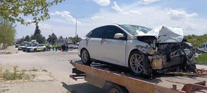 Gaziantep’te TIR ile otomobil çarpıştı: 1 ölü, 4 yaralı