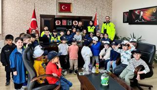Öğrencilere trafik eğitimi